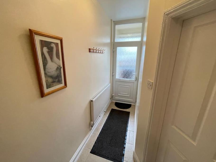 Apartmán Beanies Lornestreet Four Bed House Swindon Exteriér fotografie