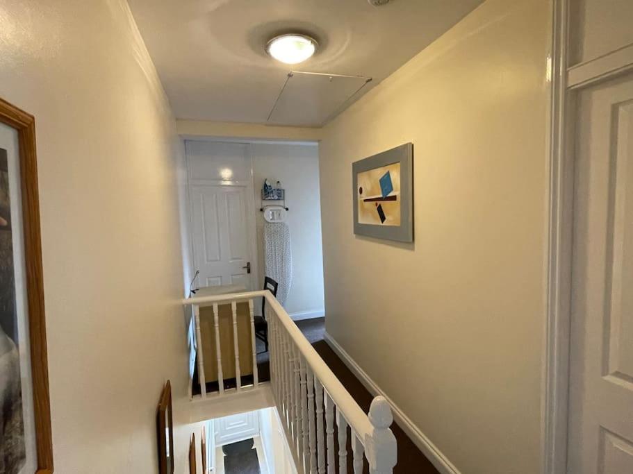 Apartmán Beanies Lornestreet Four Bed House Swindon Exteriér fotografie